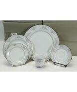Noritake Sweet Leilani 5 pc set NEW IN ORIGINAL BOXES  Plates Cup Saucers - $29.39