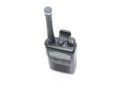 MOTOROLA EVX-S24 PORTABLE DIGITAL TWO-WAY RADIO E5672 image 8