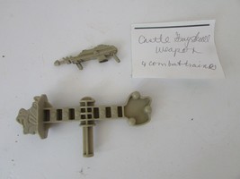 Vtg 1980&#39;S Masters Of The Universe Castle Grayskull Combat Trainer &amp; Weapon L1 - £5.14 GBP