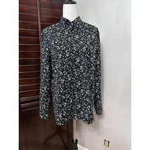 Express Womens Blouse Black White Floral Long Sleeve Collar Stretch Button M New - £18.15 GBP