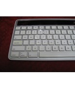 LOGITECH K750 Wireless Solar Keyboard 820-004185 NO DONGLE - WORKING - $19.79
