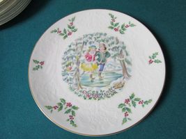 Compatible with Royal DOULTON Collector Plates Christmas Plates 1977-1978 - 1981 - £27.75 GBP