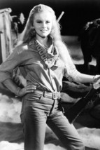 The Train Robbers Ann-Margret Rifle on her Leg 24x18 Poster - £19.01 GBP