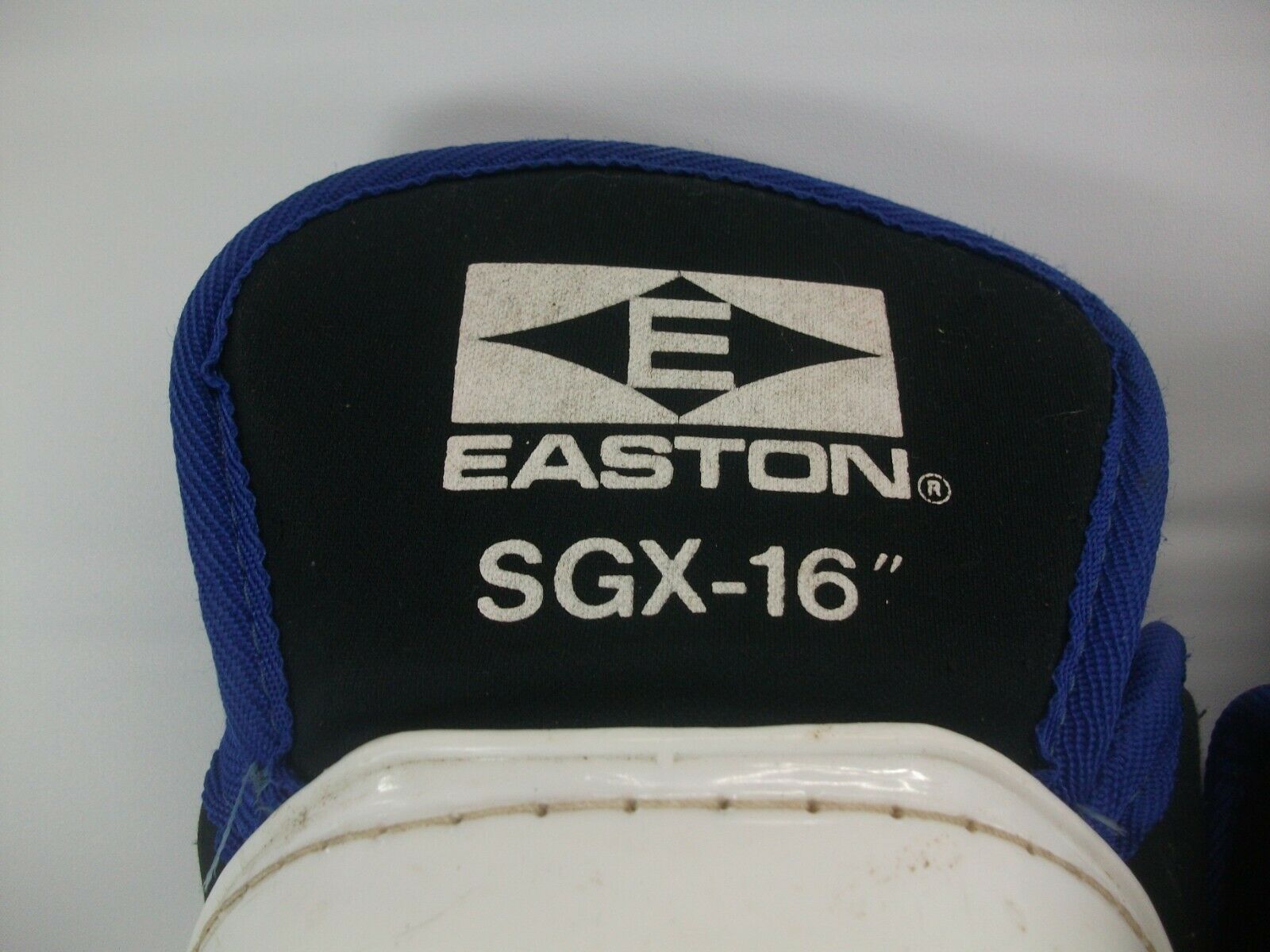 Easton SGX-16" Ice Hockey Shin Guards SGX 16" - £39.60 GBP