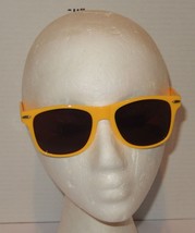 Sour Patch Kids Yellow Promo Sunglasses Retro Party Shades Beach Fun Candy - $24.70