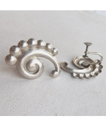 NATIVE AMERICAN ESTATE 925 STERLING SILVER  SWIRL AND BEADS CLIP ON EARR... - $67.64 CAD