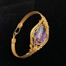 Wrapped Dichroic Glass Cabochon Bracelet Purple Blue Gold Filled Wire 6 1/4” - £70.28 GBP