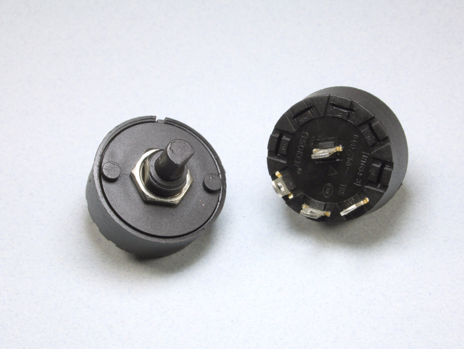 1pc 3-Position 10 Amp, Rotary Switch, 10Amp @ 125VAC, 6 Amp @ 250V - $7.75