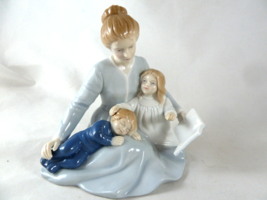 Avon A Mothers Touch Figurine Porcelain 1984 VTG  Mom Girl Boy Mother Ch... - $13.85