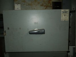 GE TNP34 200A Single 3PH 240V Fused Panelboard Switch Used - $1,200.00