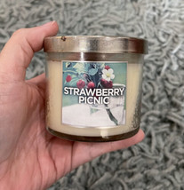 Bath &amp; Body Works Strawberry Picnic Scented Candle Discontinued 4OZ Rare Read - £14.68 GBP