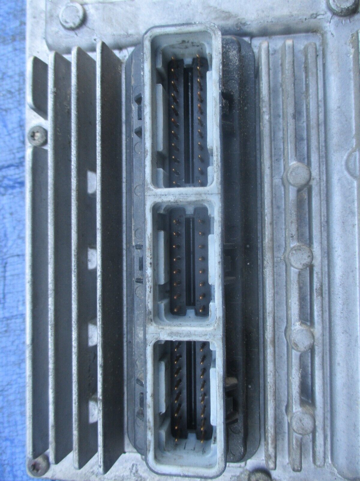 2005 Ford diesel 6.0 fuel injector controller engine computer ECM ...