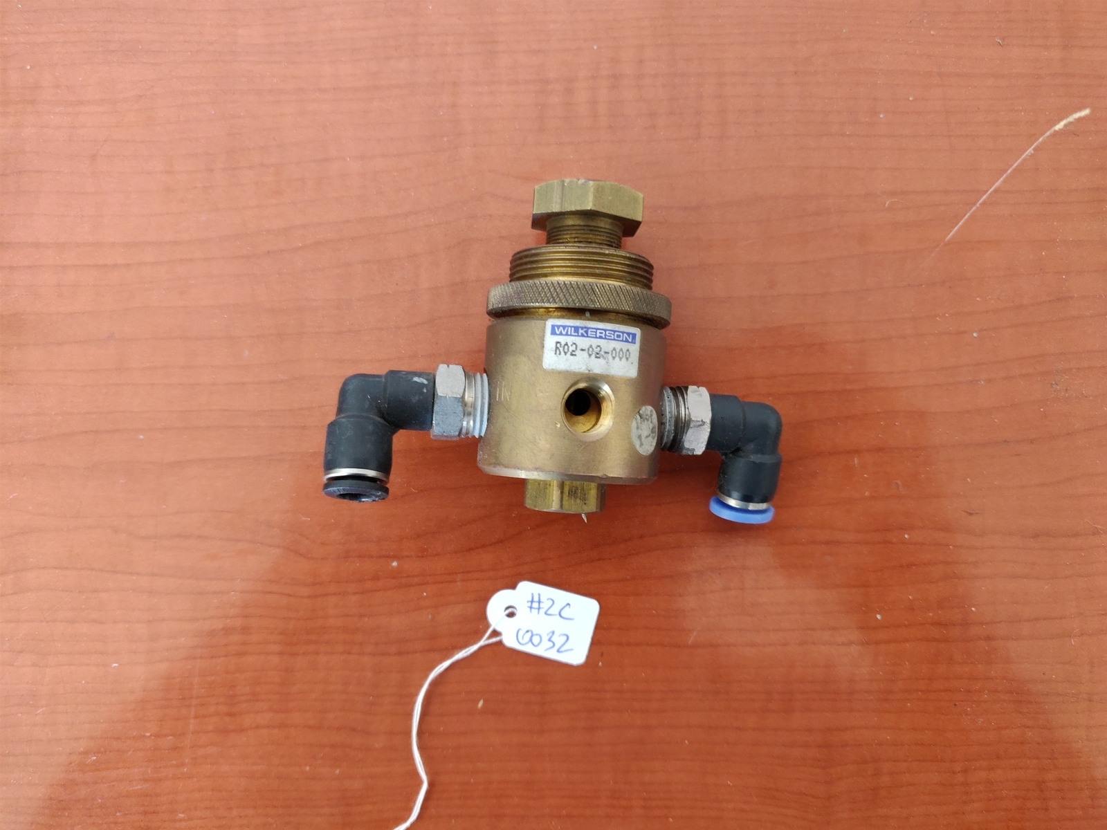 Wilkerson R02-02-000 Regulator R0202000 1/4&quot;NPT - $19.57