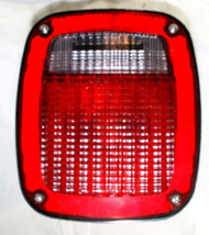 Ford FC4B-13405-AA F350/450/550 Cab Chassis Rear Taillight OEM #672 - €17,60 EUR