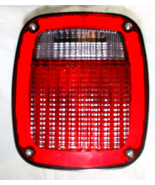 Ford FC4B-13405-AA F350/450/550 Cab Chassis Rear Taillight OEM #672 - $28.35 CAD