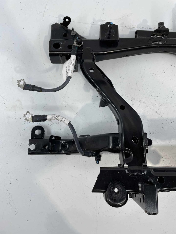 2022-2023 Chevy Bolt EUV LT Radiator Support W/ Hardware & Ground Cable 42747434 Item image 7