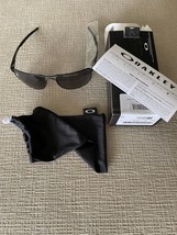 Oakley Gauge 8 L  Sunglasses Matte Black Frame Grey Lens - OO4124-0162 Unused - £130.51 GBP