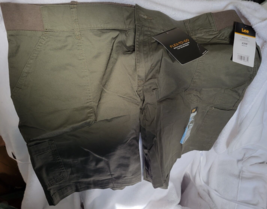 Women&#39;s Plus 22W Lee Mid Rise Utility Shorts Bermuda Frontier Olive Green - £27.51 GBP