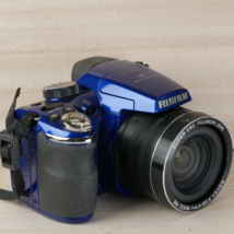 Fujifilm FinePix S Series S4400 14.0MP Digital Camera Blue *GOOD/TESTED* - $59.39