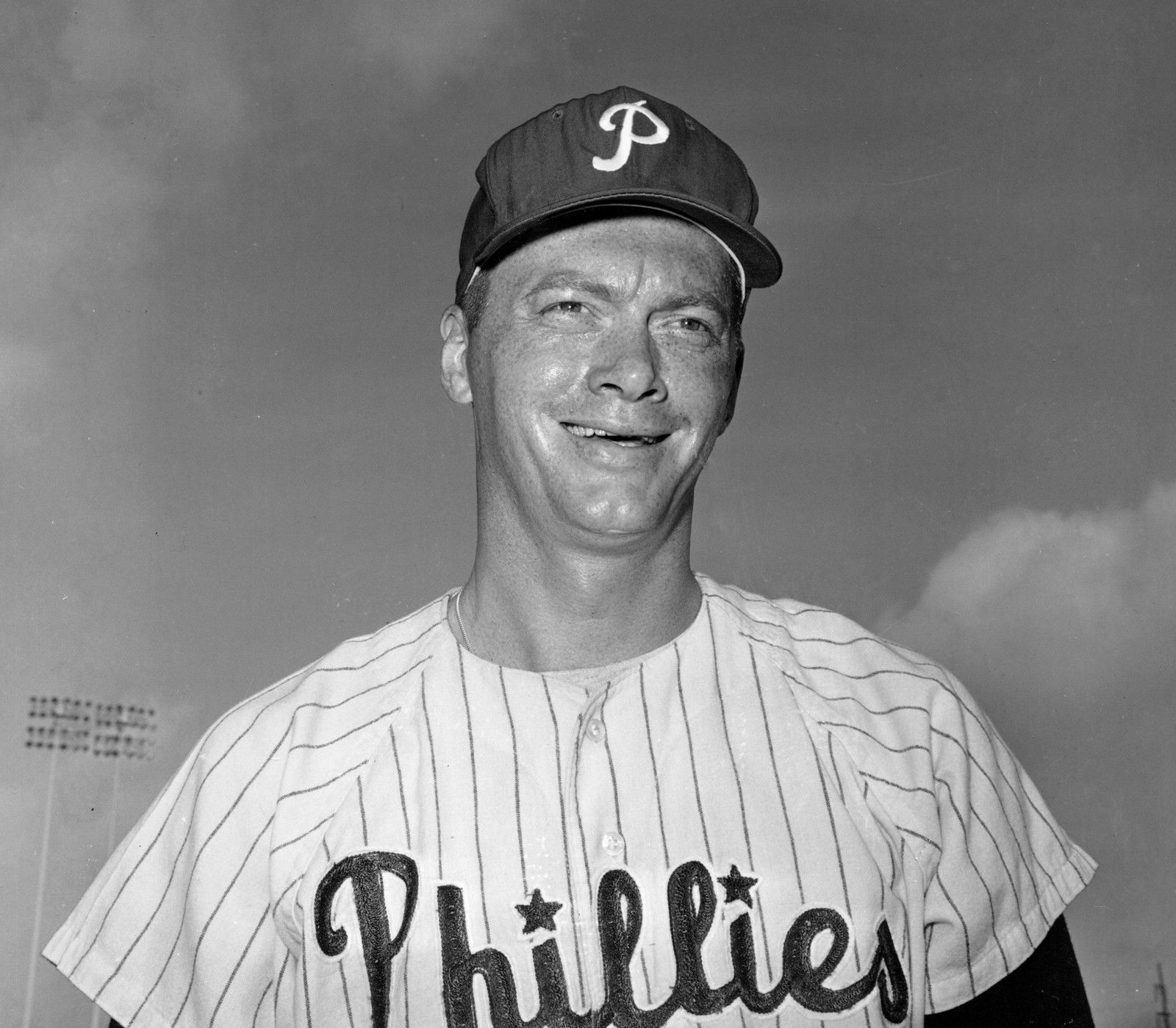 JIM BUNNING 8X10 PHOTO PHILADELPHIA PHILLIES BASEBALL PICTURE MLB - $4.94