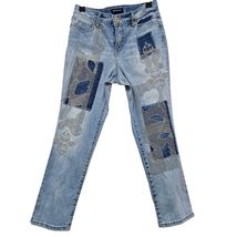BANDOLINO Millie Capri Jeans Women Sz 10 Light Wash Embellished Patchwor... - $17.99