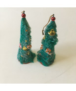 Vintage small mini decorative Christmas trees MCM holiday decor ornaments - $366.59 MXN