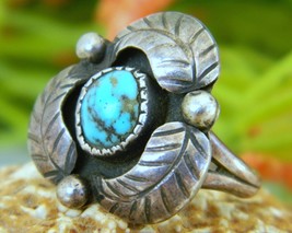 Vintage Native American Leaf Ring Sterling Turquoise Signed Woman  - $49.95
