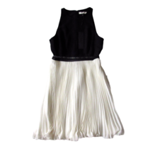 NWT Halston Heritage Pleated Georgette Black &amp; Eggshell Colorblock Dress 8 $445 - £60.63 GBP