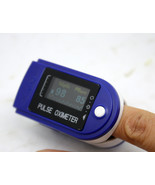 Fingertip Pulse Oximeter Blood Oxygen Monitor w/Plethysmograph Pulse Rat... - $15.88