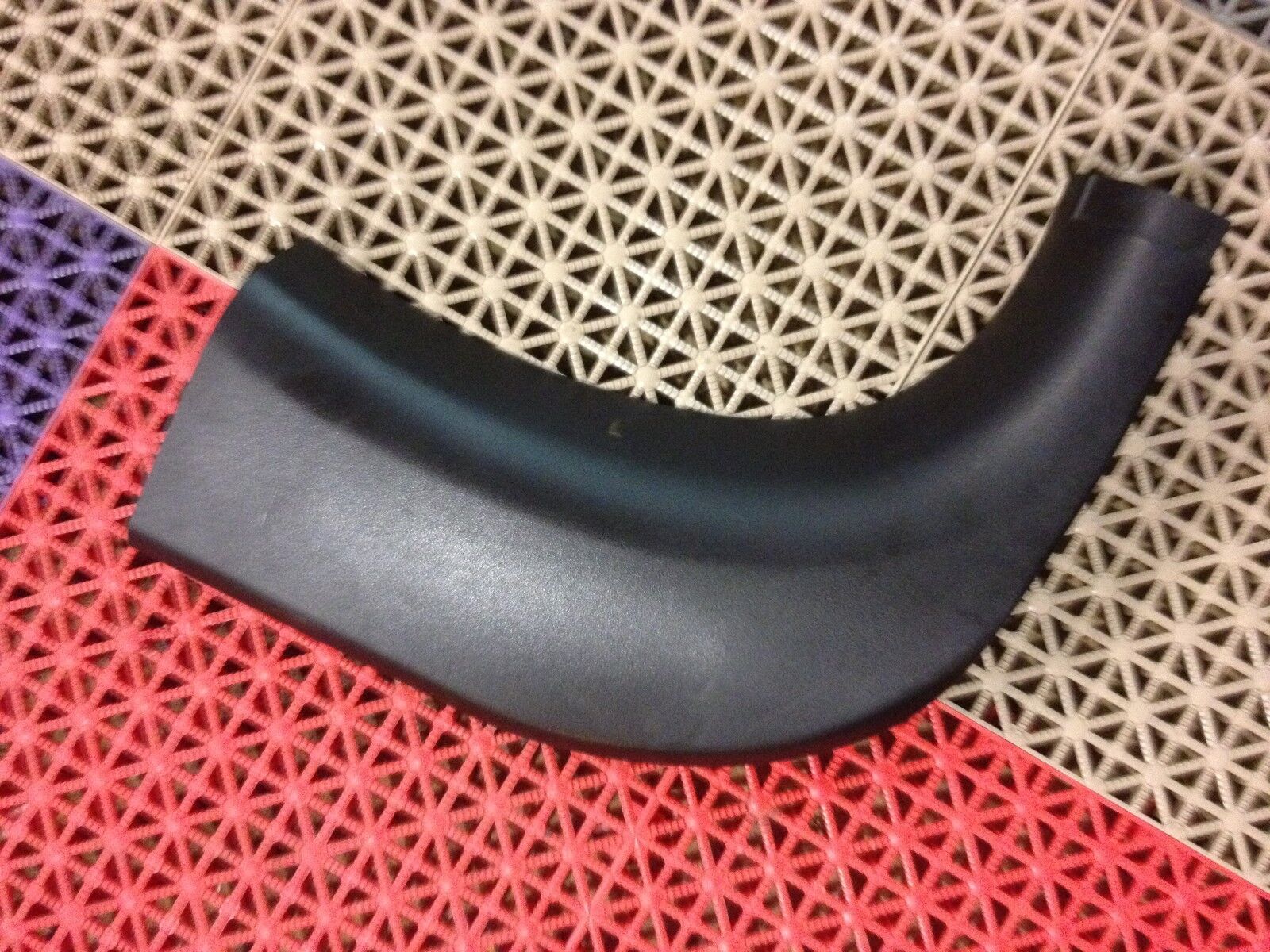 BMW E53 X5 Front Passenger Trim Plate Lower Right Door Entry BRACKET Cov... - $28.04