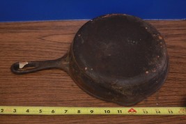 Vintage Cast Iron Pan Skillet 9 Inch - £17.20 GBP