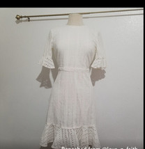 Banana Republic Eyelet Fit-and-Flare Ruffled hem Dress Ivory Color Size 4 - £30.52 GBP