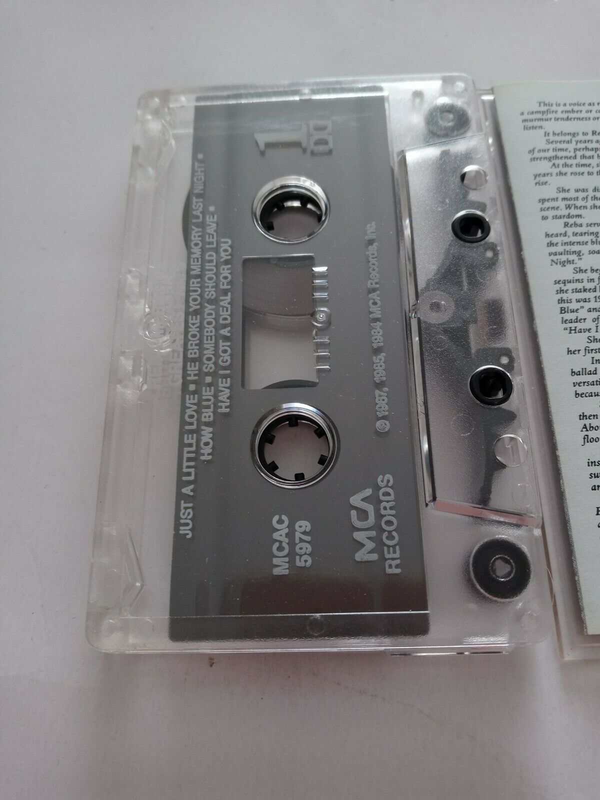 Reba McEntire's Greatest Hits (Cassette 1987, MCA Records) Item image 5