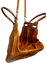 Mira Flores - unique shoulder bag design in Tan Leather Made in Argentina - $492.96 MXN