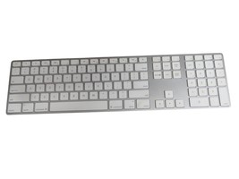 Apple A1243 Wired Mac Keyboard - $272.35 MXN