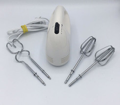 Proctor Silex 62509RY 5-Speed Hand Mixer White Bowl Rest Preowned - $8.41