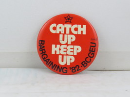 Vintage Union Pin - BCGEU 1982 Bargaining - Celluloid Pin  - £12.02 GBP