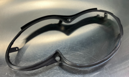 03-2008 mercedes r230 sl500 left driver side headlight seal 2308260180 oem - $104.87