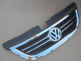OEM 2009-2014 Volkswagen VW Routan Chrome Front Grille Grill Assembly W/ Emblem - £124.63 GBP