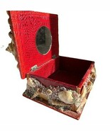 Vintage Red Seashell Embellished Jewelry Box with Mirror - $812.17 MXN