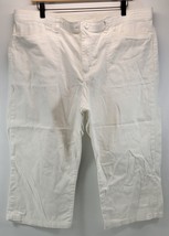 L) Gloria Vanderbilt Hemmed White Capri Pants 18 Average - $9.89