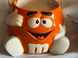 M &amp; M Orange  Easter Basket Sculpted Candy Galerie Mars 2003 Ceramic - £16.87 GBP