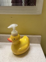 Complete Yellow Rubber Duckie Bathroom Set - £51.54 GBP