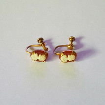 Vintage 50&#39;s Cameo Screw Back Fashion Earrings - £13.91 GBP