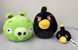 Angry Birds Black Bird &amp; Pig Plush Bomb + Black Bird Pencil Topper - £13.58 GBP