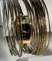 Wristwatch CTNY Quarts Gold Tone Bangle Type Cuff Bracelet New Battery C... - £9.01 GBP