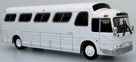 GM PD4107 Buffalo Coach Bus  Blank/White 1/87-HO Scale Iconic Replicas New! - £35.48 GBP