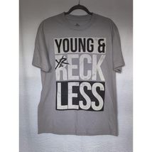 Young &amp; Reckless T-shirt Gray Graphic Logo Size Large - $12.87