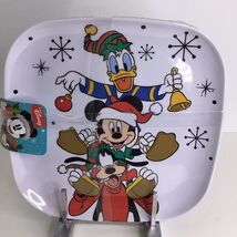 4 Dinner Plates Disney Mickey Mouse and Friends CHRISTMAS Melamine 10” New - $641.70 MXN