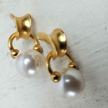 Vintage Elegant STATEMENT Earrings Faux Pearl Push 1.25&quot; Drop - £12.74 GBP